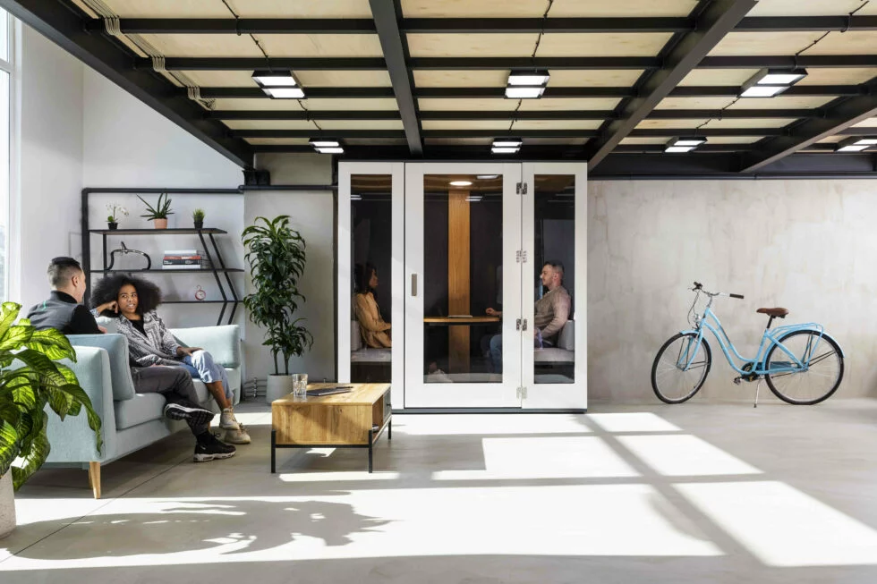 puzl_Interior_20172-copy-v2-1-980x653